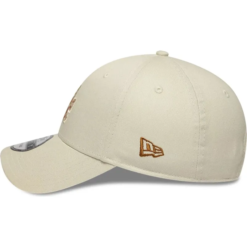 shapka-izvita-bezhov-reguliruem-9forty-faux-pony-infill-na-los-angeles-dodgers-mlb-ot-new-era