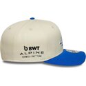 shapka-izvita-bezhov-snapbek-9seventy-stretch-snap-contrast-visor-na-alpine-f1-team-formula-1-ot-new-era