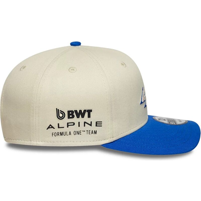 shapka-izvita-bezhov-snapbek-9seventy-stretch-snap-contrast-visor-na-alpine-f1-team-formula-1-ot-new-era