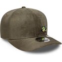 shapka-izvita-zelena-snapbek-9seventy-stretch-snap-flawless-na-valentino-rossi-vr46-motogp-ot-new-era