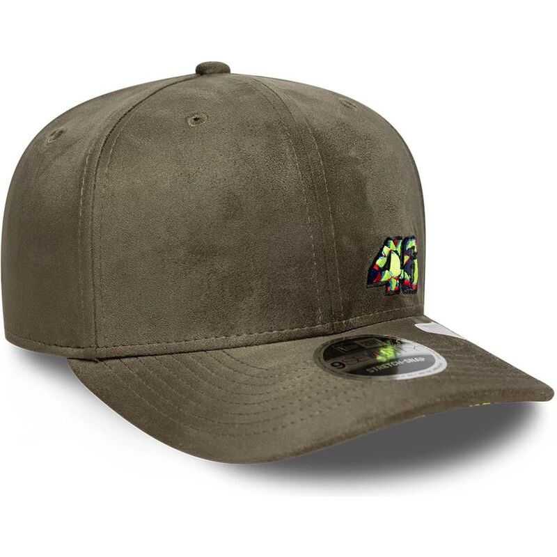 shapka-izvita-zelena-snapbek-9seventy-stretch-snap-flawless-na-valentino-rossi-vr46-motogp-ot-new-era
