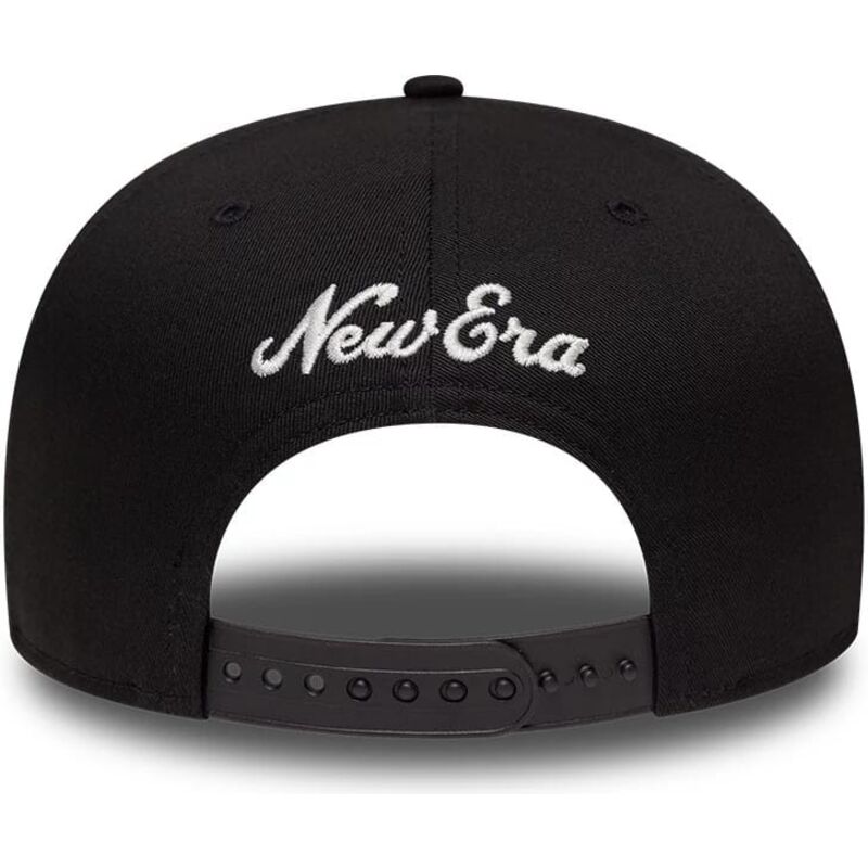 shapka-ploska-cherna-snapbek-9fifty-outdoor-icon-na-new-york-yankees-mlb-ot-new-era