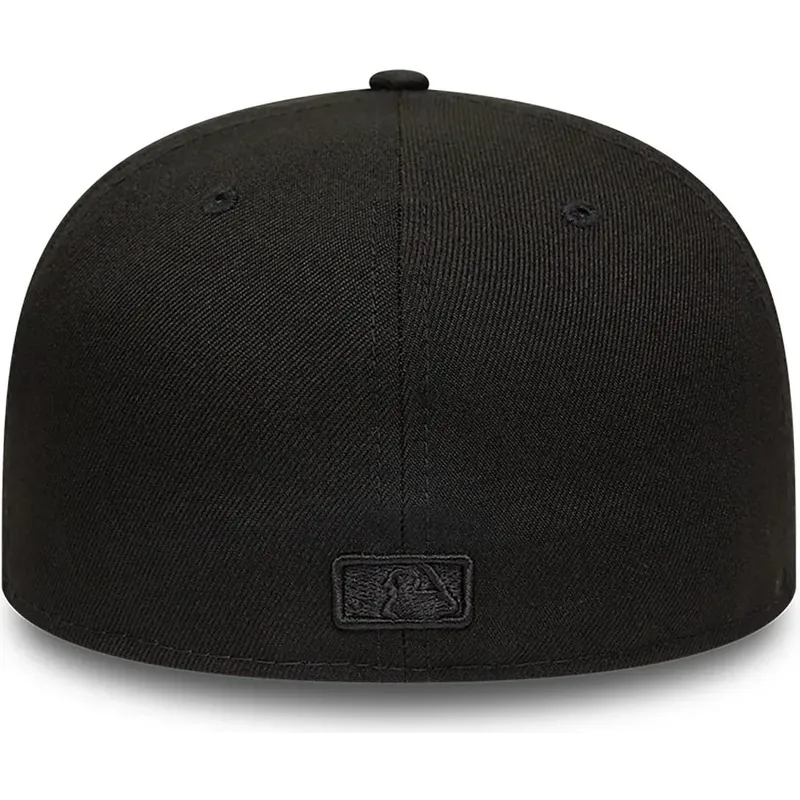 shapka-ploska-cherna-prilepnala-59fifty-na-atlanta-braves-mlb-ot-new-era