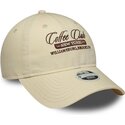 shapka-izvita-bezhov-reguliruem-9twenty-coffee-club-ot-new-era