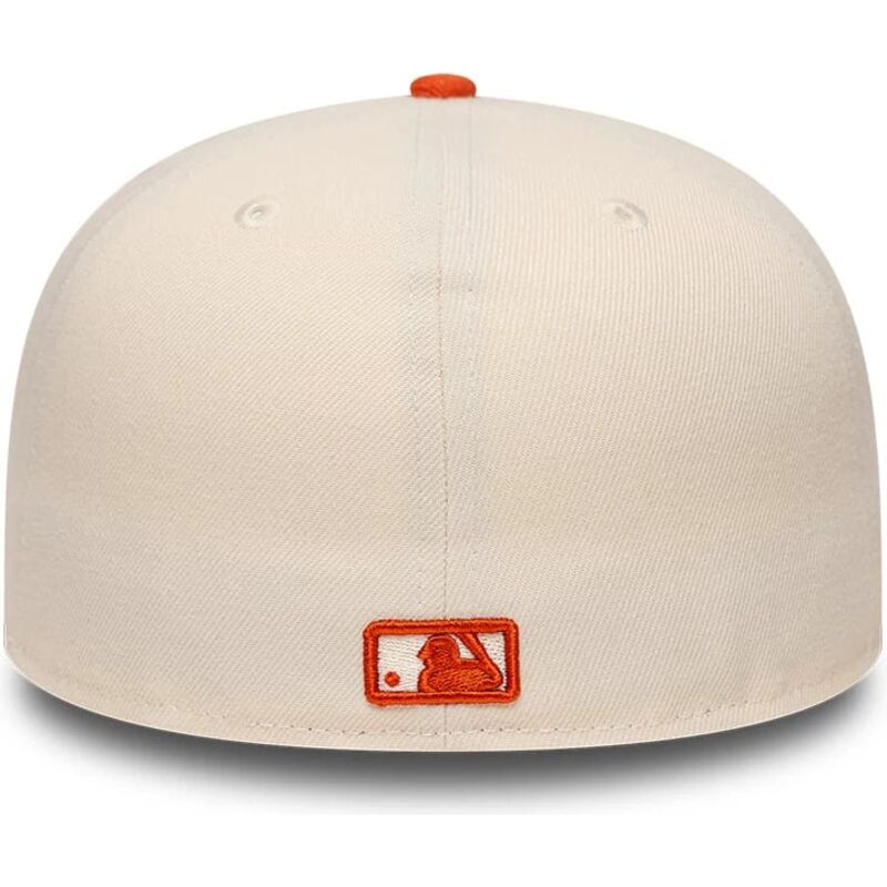 shapka-ploska-bezhov-prilepnala-59fifty-league-essential-na-new-york-yankees-mlb-ot-new-era