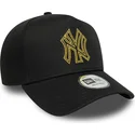 shapka-izvita-cherna-snapbek-dorado-e-frame-metallic-outline-na-new-york-yankees-mlb-ot-new-era