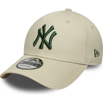 Шапка извита бежов регулируем 9FORTY League Essential на New York Yankees MLB от New Era