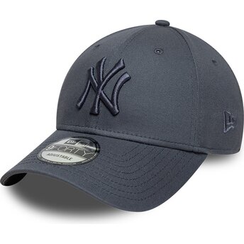 Шапка извита сив регулируем 9FORTY League Essential на New York Yankees MLB от New Era