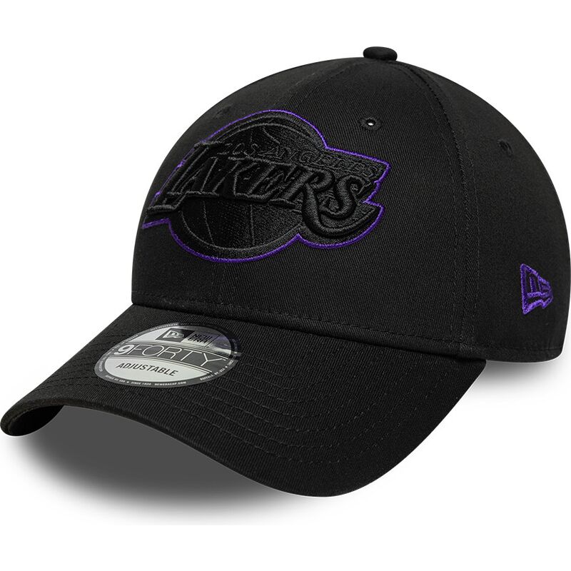 shapka-izvita-cherna-reguliruem-9forty-outline-na-los-angeles-lakers-nba-ot-new-era shapka-izvita-cherna-reguliruem-9forty-outline-na-los-angeles-lakers-nba-ot-new-era