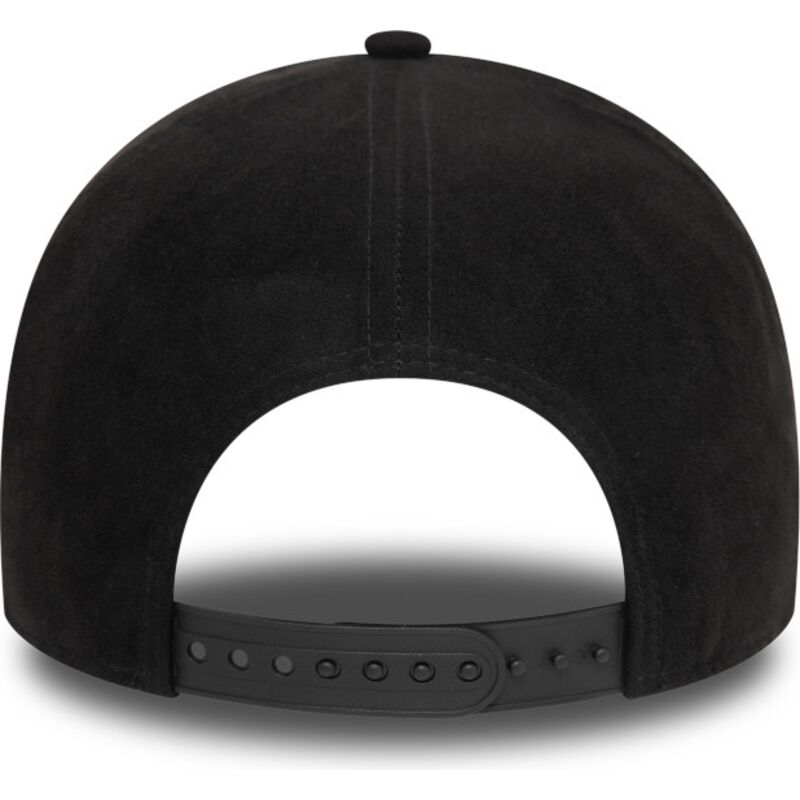 shapka-izvita-cherna-snapbek-e-frame-faux-suede-na-new-york-yankees-mlb-ot-new-era