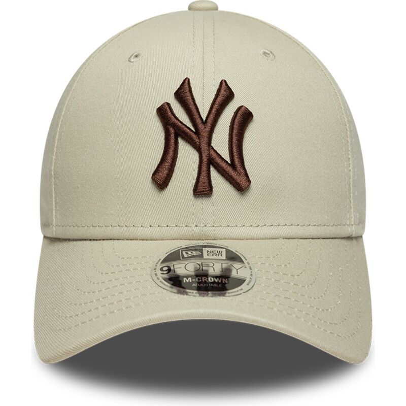 shapka-izvita-bezhov-snapbek-9forty-m-crown-na-new-york-yankees-mlb-ot-new-era