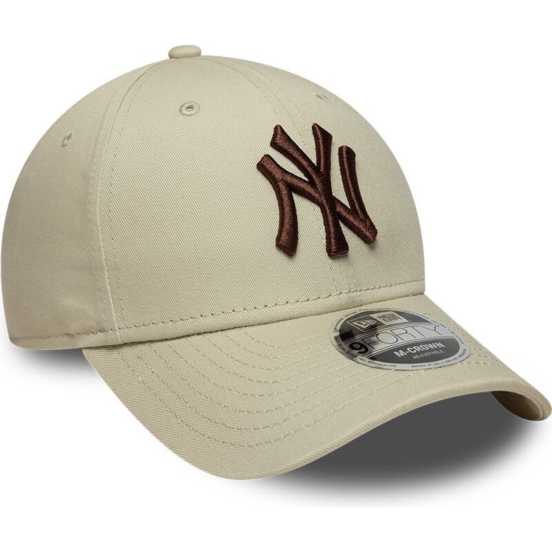 shapka-izvita-bezhov-snapbek-9forty-m-crown-na-new-york-yankees-mlb-ot-new-era