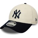 shapka-izvita-bezhov-reguliruem-9forty-m-crown-cord-na-new-york-yankees-mlb-ot-new-era