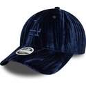shapka-izvita-tmnosin-reguliruem-9twenty-velour-na-los-angeles-dodgers-mlb-ot-new-era