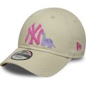 shapka-izvita-bezhov-reguliruem-za-deca-rosa-9forty-dino-icon-na-new-york-yankees-mlb-ot-new-era