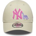 shapka-izvita-bezhov-reguliruem-za-deca-rosa-9forty-dino-icon-na-new-york-yankees-mlb-ot-new-era