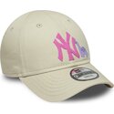 shapka-izvita-bezhov-reguliruem-za-deca-rosa-9forty-dino-icon-na-new-york-yankees-mlb-ot-new-era