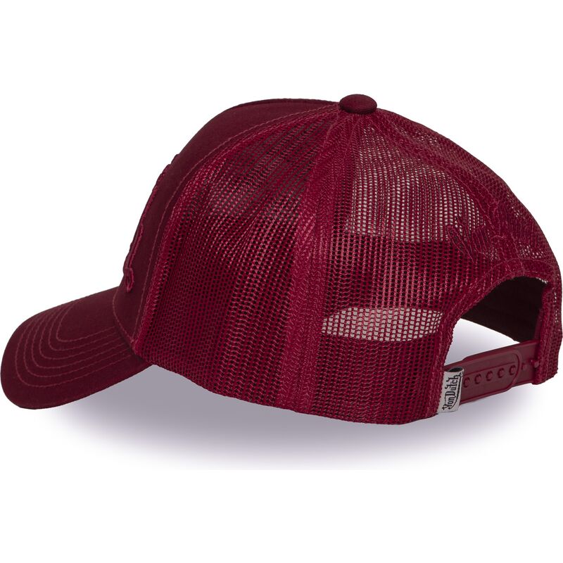 shapka-izvita-traker-chervena-snapbek-emb07-ot-von-dutch