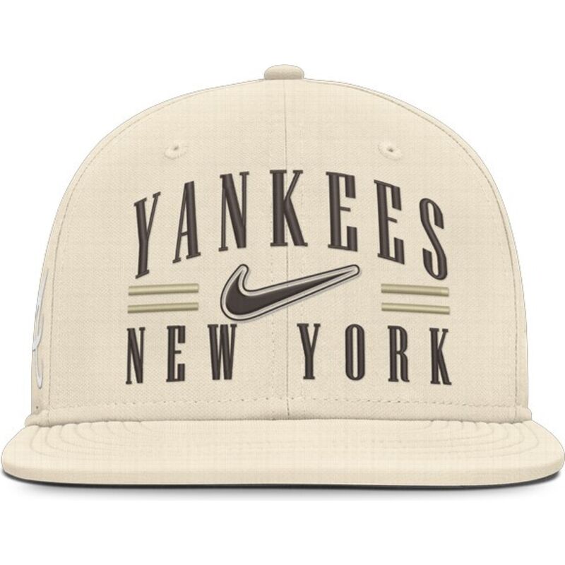 shapka-ploska-bezhov-prilepnala-dri-fit-true-structured-aero-bill-na-new-york-yankees-mlb-ot-nike shapka-ploska-bezhov-prilepnala-dri-fit-true-structured-aero-bill-na-new-york-yankees-mlb-ot-nike