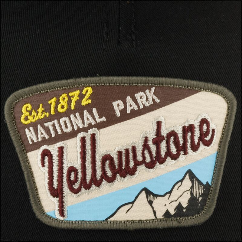 shapka-izvita-traker-cherna-snapbek-valin-na-yellowstone-national-park-ot-american-needle shapka-izvita-traker-cherna-snapbek-valin-na-yellowstone-national-park-ot-american-needle