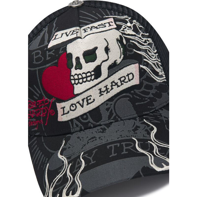 shapka-izvita-traker-cherna-snapbek-live-fast-love-hard-ot-ed-hardy