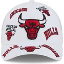 shapka-izvita-traker-byala-snapbek-9forty-m-crown-a-frame-all-over-na-chicago-bulls-nba-ot-new-era
