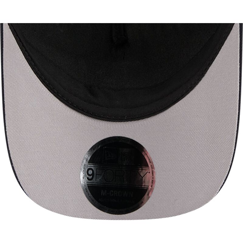 shapka-izvita-traker-tmnosin-snapbek-9forty-m-crown-a-frame-all-over-na-boston-red-sox-mlb-ot-new-era