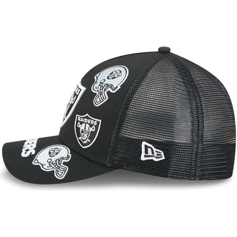 shapka-izvita-traker-cherna-snapbek-9forty-m-crown-a-frame-all-over-na-las-vegas-raiders-nfl-ot-new-era