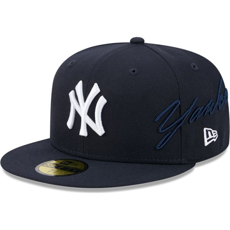 shapka-ploska-tmnosin-prilepnala-59fifty-side-script-na-new-york-yankees-mlb-ot-new-era