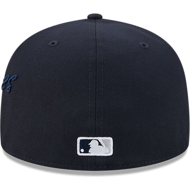 shapka-ploska-tmnosin-prilepnala-59fifty-side-script-na-new-york-yankees-mlb-ot-new-era