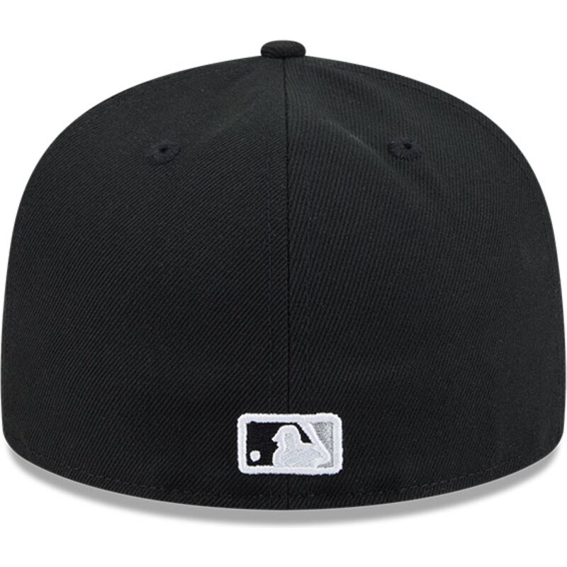 shapka-ploska-cherna-prilepnala-59fifty-rhinestone-badge-na-chicago-white-sox-mlb-ot-new-era shapka-ploska-cherna-prilepnala-59fifty-rhinestone-badge-na-chicago-white-sox-mlb-ot-new-era