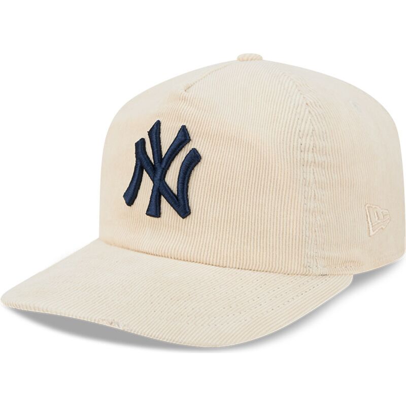 shapka-izvita-bezhov-reguliruem-19twenty-na-lifestyle-f1-na-new-york-yankees-mlb-ot-new-era