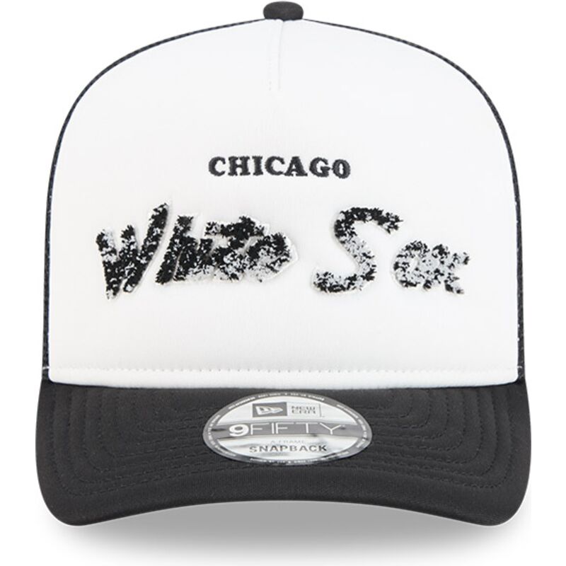 shapka-izvita-traker-cherna-snapbek-9fifty-a-frame-na-lifestyle-f1-na-chicago-white-sox-mlb-ot-new-era shapka-izvita-traker-cherna-snapbek-9fifty-a-frame-na-lifestyle-f1-na-chicago-white-sox-mlb-ot-new-era