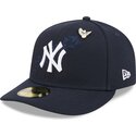 shapka-izvita-tmnosin-prilepnala-59fifty-pin-na-lifestyle-f1-na-new-york-yankees-mlb-ot-new-era
