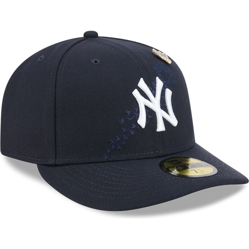 shapka-izvita-tmnosin-prilepnala-59fifty-pin-na-lifestyle-f1-na-new-york-yankees-mlb-ot-new-era
