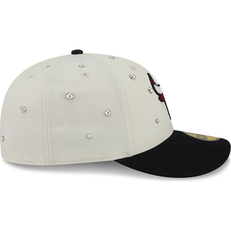 shapka-izvita-bezhov-prilepnala-59fifty-beads-na-lifestyle-f1-na-chicago-bulls-nba-ot-new-era shapka-izvita-bezhov-prilepnala-59fifty-beads-na-lifestyle-f1-na-chicago-bulls-nba-ot-new-era