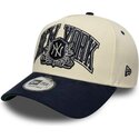 shapka-izvita-bezhov-snapbek-e-frame-wordmark-suede-na-new-york-yankees-mlb-ot-new-era