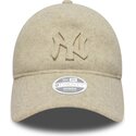 shapka-izvita-bezhov-reguliruem-9twenty-a-frame-melton-luxe-na-new-york-yankees-mlb-ot-new-era
