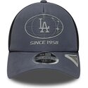 shapka-izvita-traker-siv-snapbek-9forty-apex-graphic-na-los-angeles-dodgers-mlb-ot-new-era