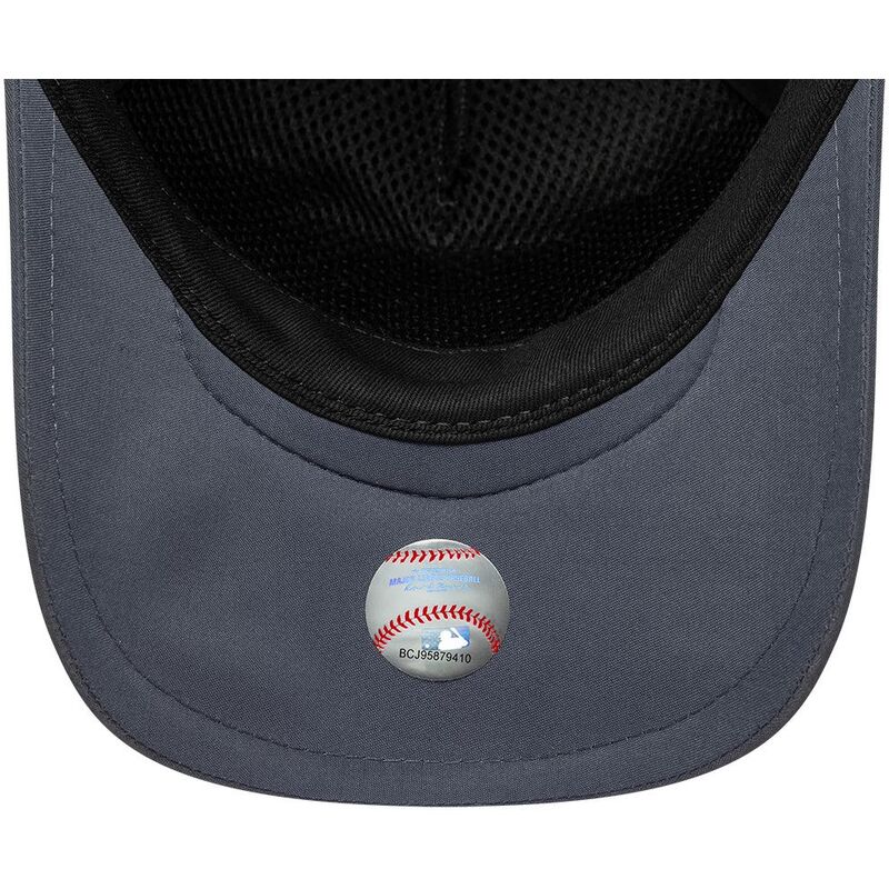 shapka-izvita-traker-siv-snapbek-9forty-apex-graphic-na-los-angeles-dodgers-mlb-ot-new-era