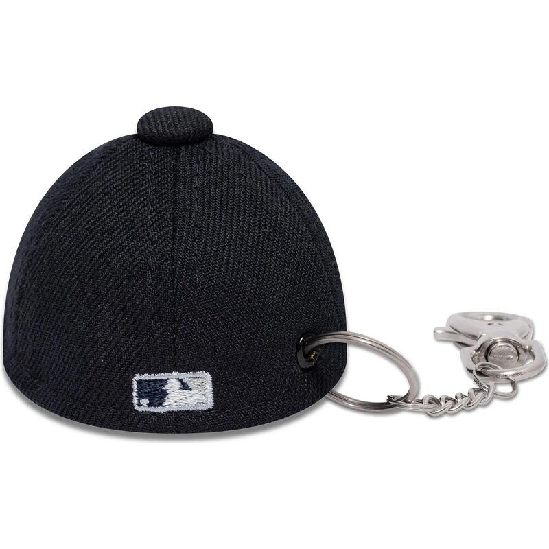 aksesoara-tmnosin-llavero-mini-cap-keychain-na-new-york-yankees-mlb-ot-new-era aksesoara-tmnosin-llavero-mini-cap-keychain-na-new-york-yankees-mlb-ot-new-era