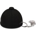 aksesoara-cherna-llavero-mini-cap-chain-ot-new-era