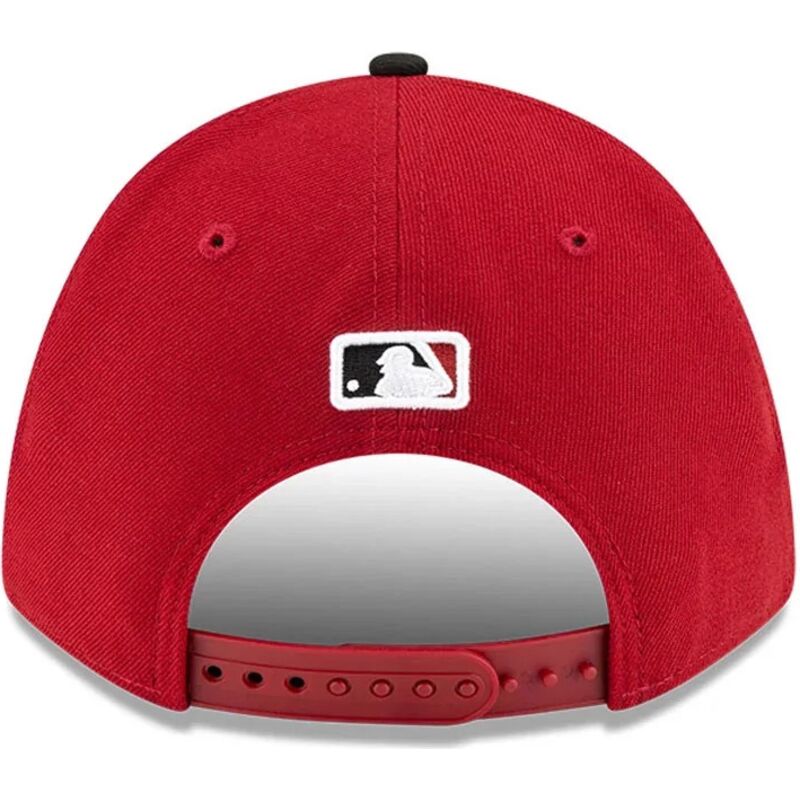 shapka-izvita-chervena-snapbek-9forty-m-crown-player-replica-na-arizona-diamondbacks-mlb-ot-new-era
