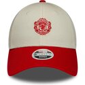 shapka-izvita-bezhov-reguliruem-9forty-contrast-na-manchester-united-football-club-premier-league-ot-new-era
