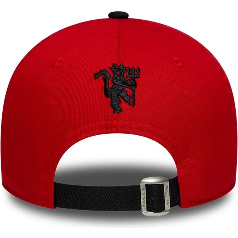 shapka-izvita-chervena-reguliruem-9forty-contrast-na-manchester-united-football-club-premier-league-ot-new-era