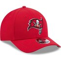 shapka-izvita-kafyav-snapbek-9forty-m-crown-team-na-tampa-bay-buccaneers-nfl-ot-new-era