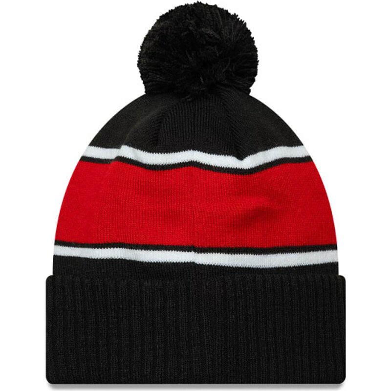 shapka-pompon-cherna-sport-cuff-na-ac-milan-serie-a-ot-new-era