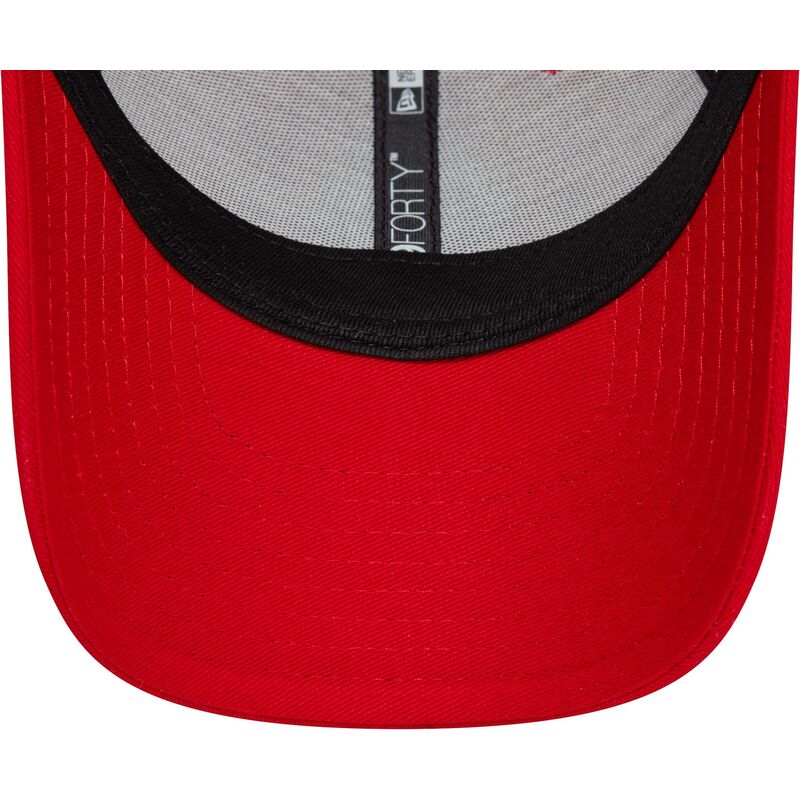 shapka-izvita-chervena-reguliruem-za-deca-9forty-core-na-ac-milan-serie-a-ot-new-era