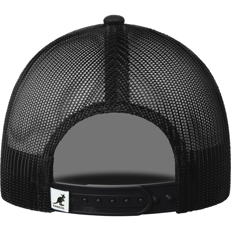 shapka-izvita-traker-cherna-snapbek-lowrider-ot-kangol