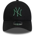 shapka-izvita-cherna-reguliruem-9forty-league-essential-na-new-york-yankees-mlb-ot-new-era